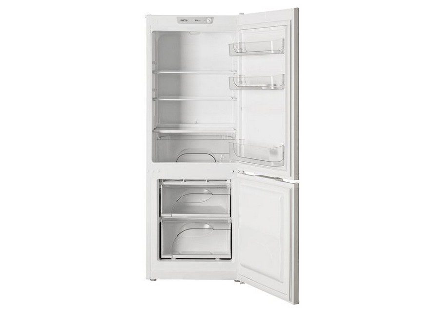 Двухкамерный холодильник ATLANT в интерьере кухни