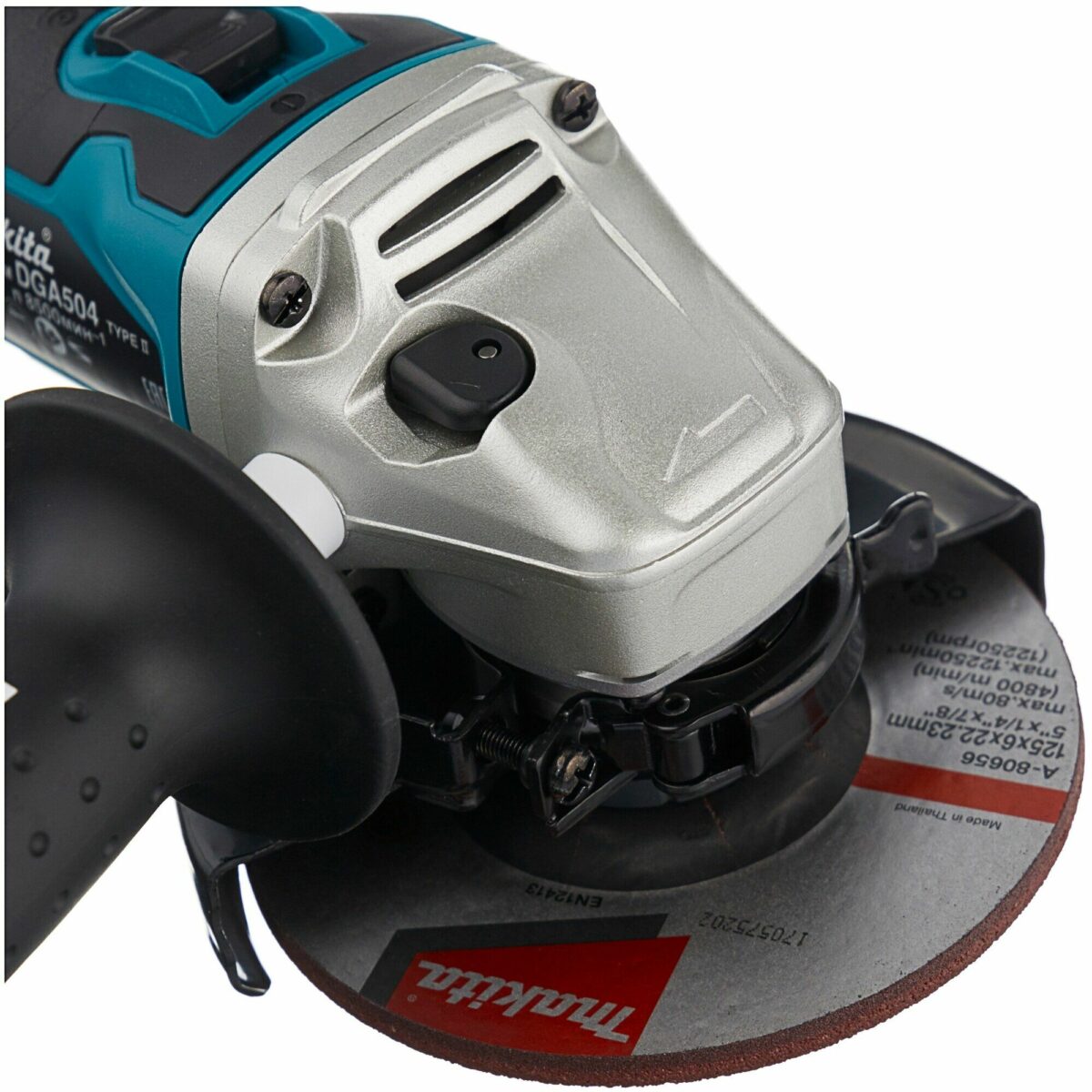 Makita DGA504 — компактная угловая шлифовальная машина с диском 125 мм, соответствующим стандарту EN12413, с эргономичной нескользящей рукояткой