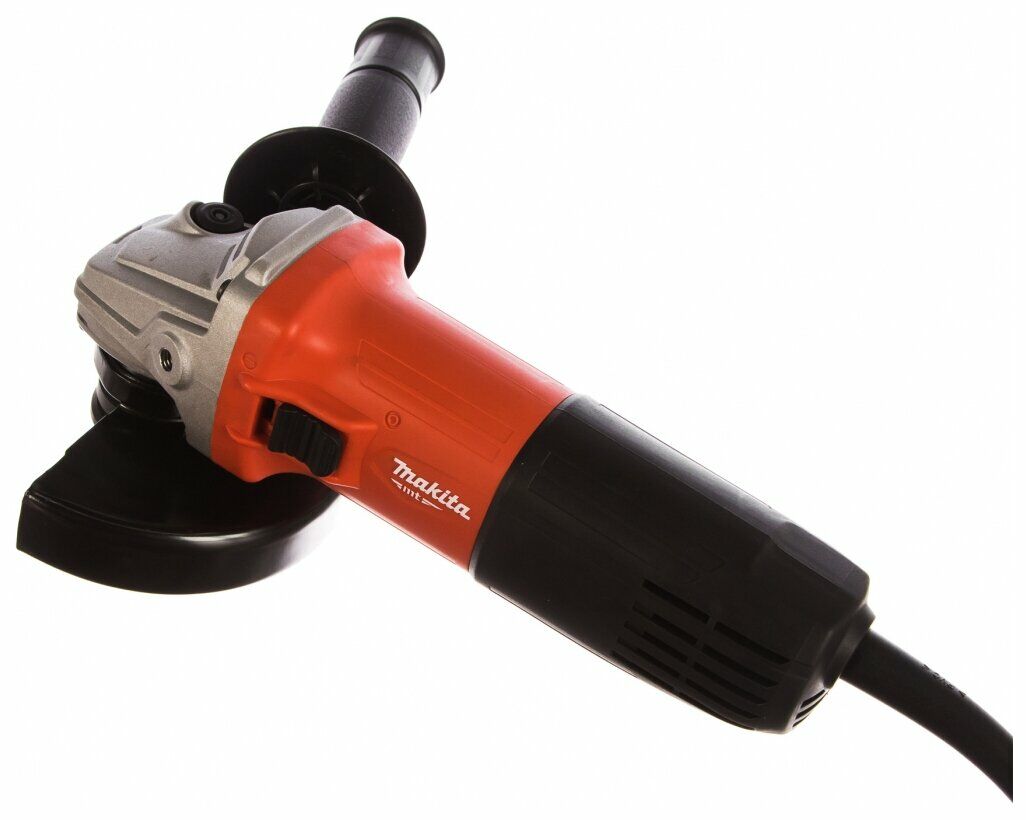 Bolgarca Makita с красно-черным корпусом, боковой ручкой и защитным кожухом, подключение через сетевой кабель