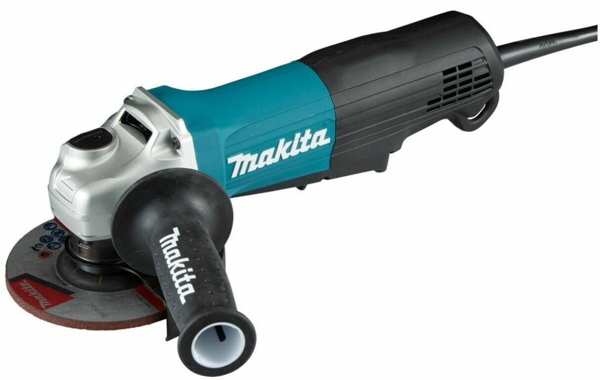Угловая шлифовальная машина Makita с бирюзово-черным корпусом, боковой ручкой и шлифовальным диском