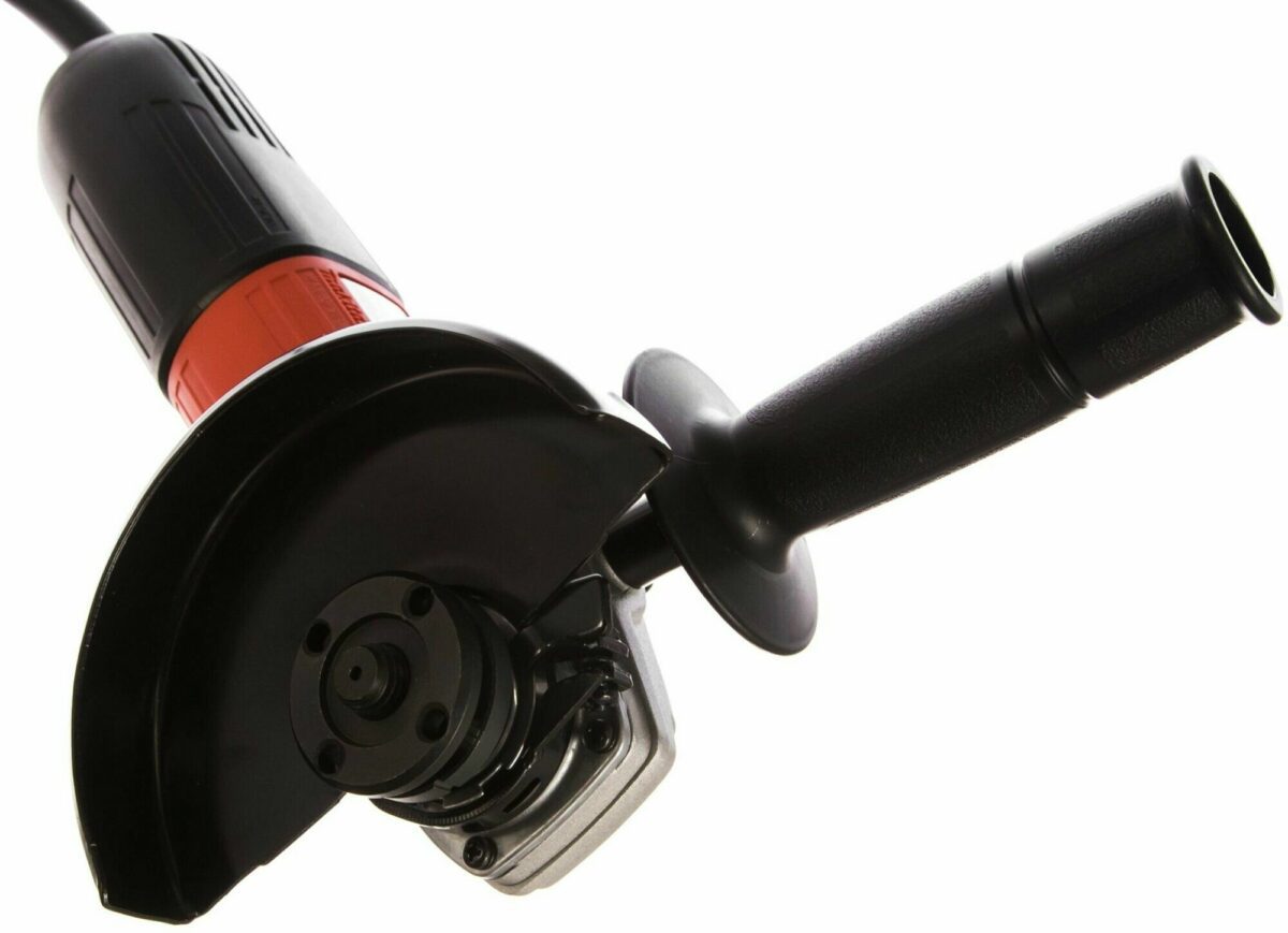 Шлифовальная машина с защитным кожухом, боковой ручкой и креплением для диска, выполненная из металла и пластика