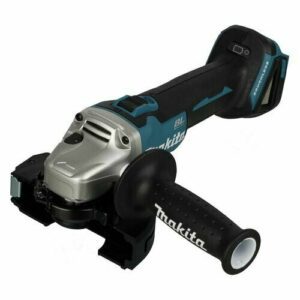 Угловая шлифовальная машина Makita с бесщеточным двигателем, аккумуляторным питанием и металлической защитной крышкой