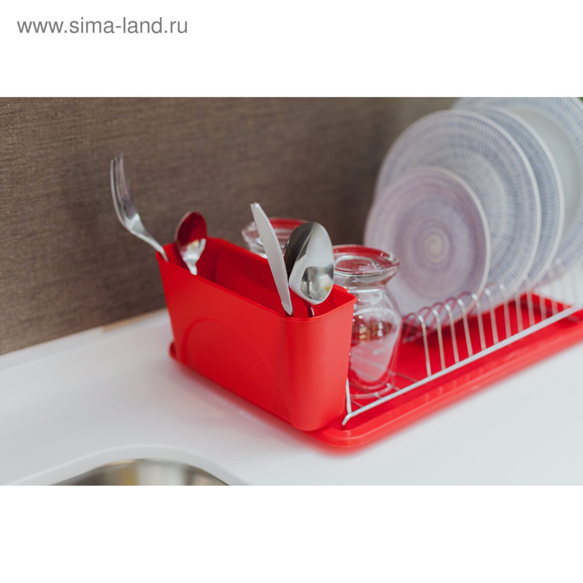 Настольная металлическая двухъярусная сушилка для посуды с поддоном — компактное решение для кухни Красная настольная металлическая двухъярусная сушилка для посуды с поддоном и контейнером для столовых приборов на столешнице