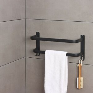 Чёрный настенный полотенцедержатель из нержавеющей стали с двойными перекладинами и двумя крючками, установленный в ванной комнате