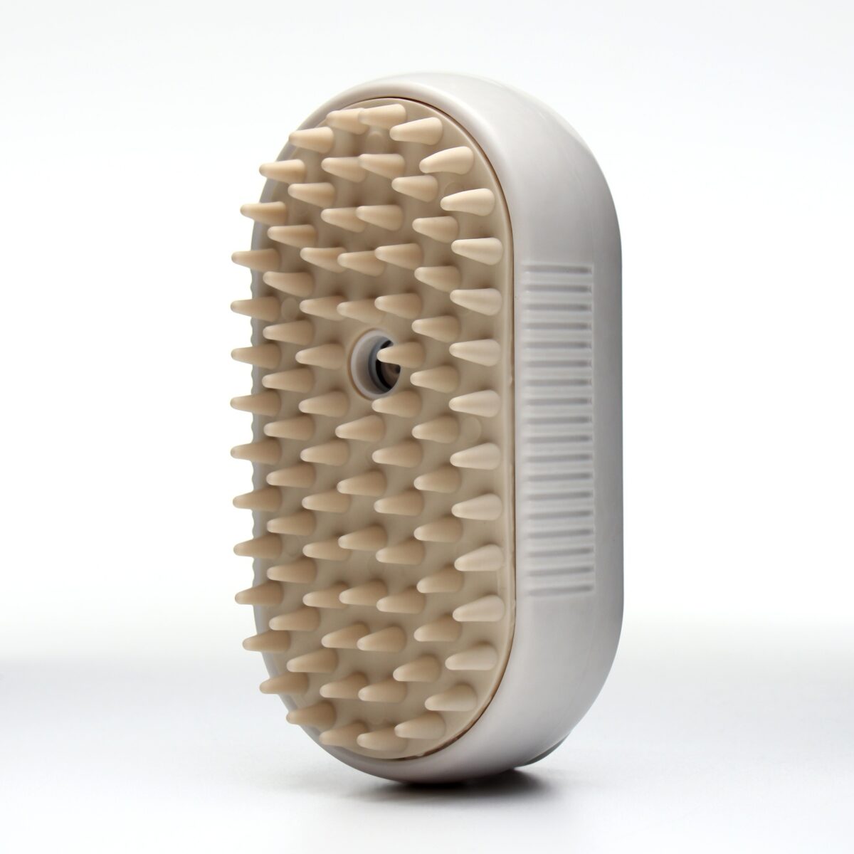 Паровая щетка для животных с бежевыми силиконовыми зубцами и подачей пара Белая паровая щетка для вычесывания шерсти кошек и собак с паром и мягкими силиконовыми зубцами