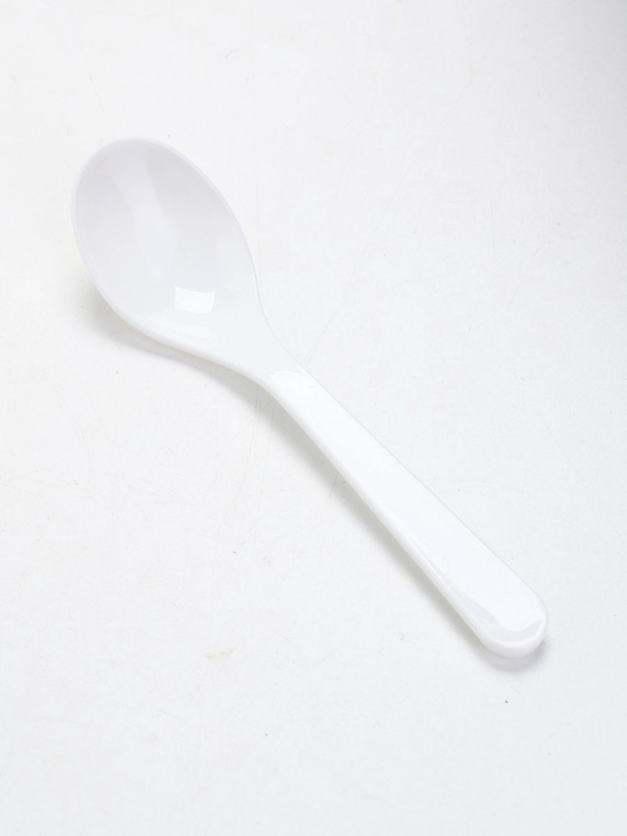 Белая пластиковая ложка для ланч-бокса с отделениями Пластиковая белая ложка для контейнеров с отделениями, подходящая для ланч-боксов на работу и в школу