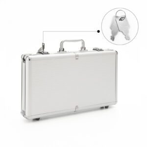 Металлический кейс 38×21×6.5 см с замком, ручкой и усиленными углами для надежного хранения