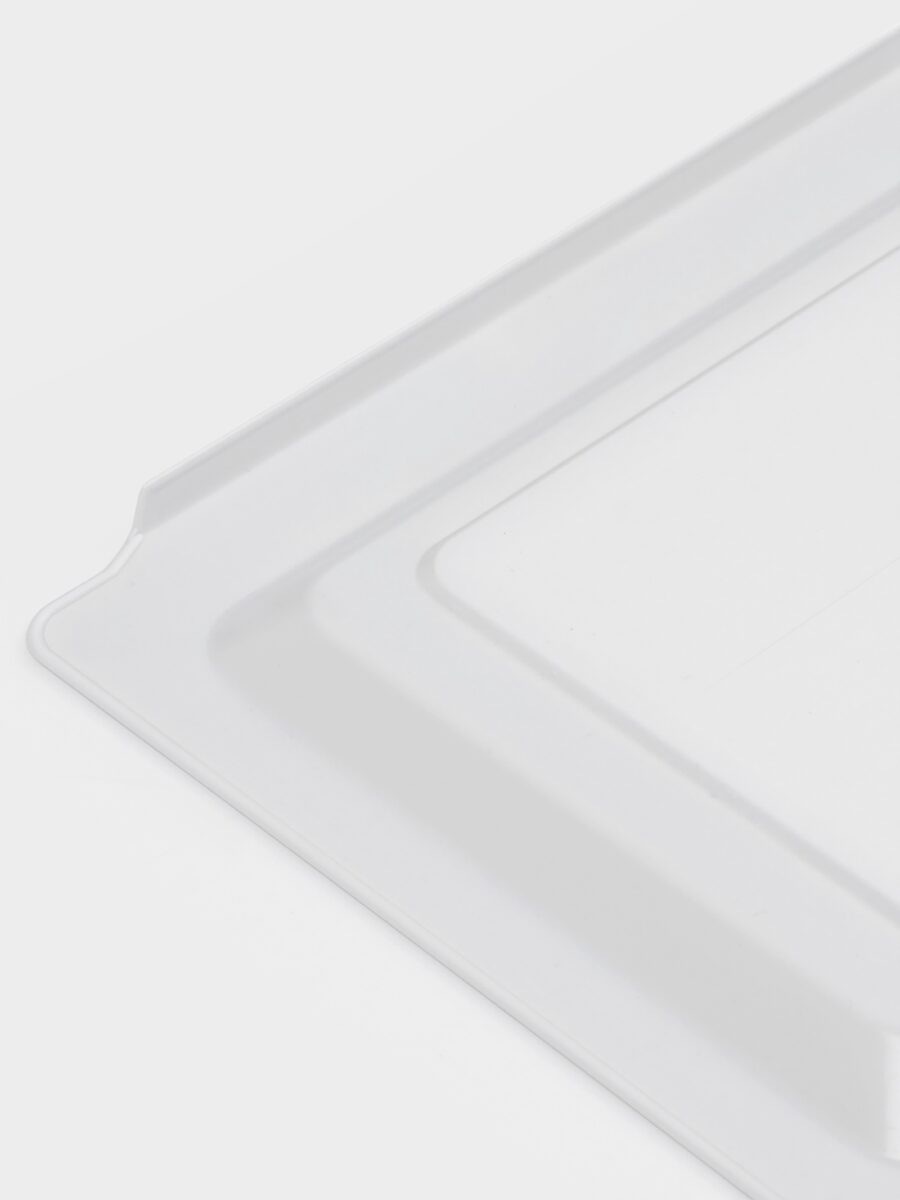 Пластиковый поддон для сбора воды под сушилкой для посуды – белый, с бортиками для защиты Белый пластиковый поддон с бортиками для предотвращения вытекания воды, подходит для установки под сушилки для посуды