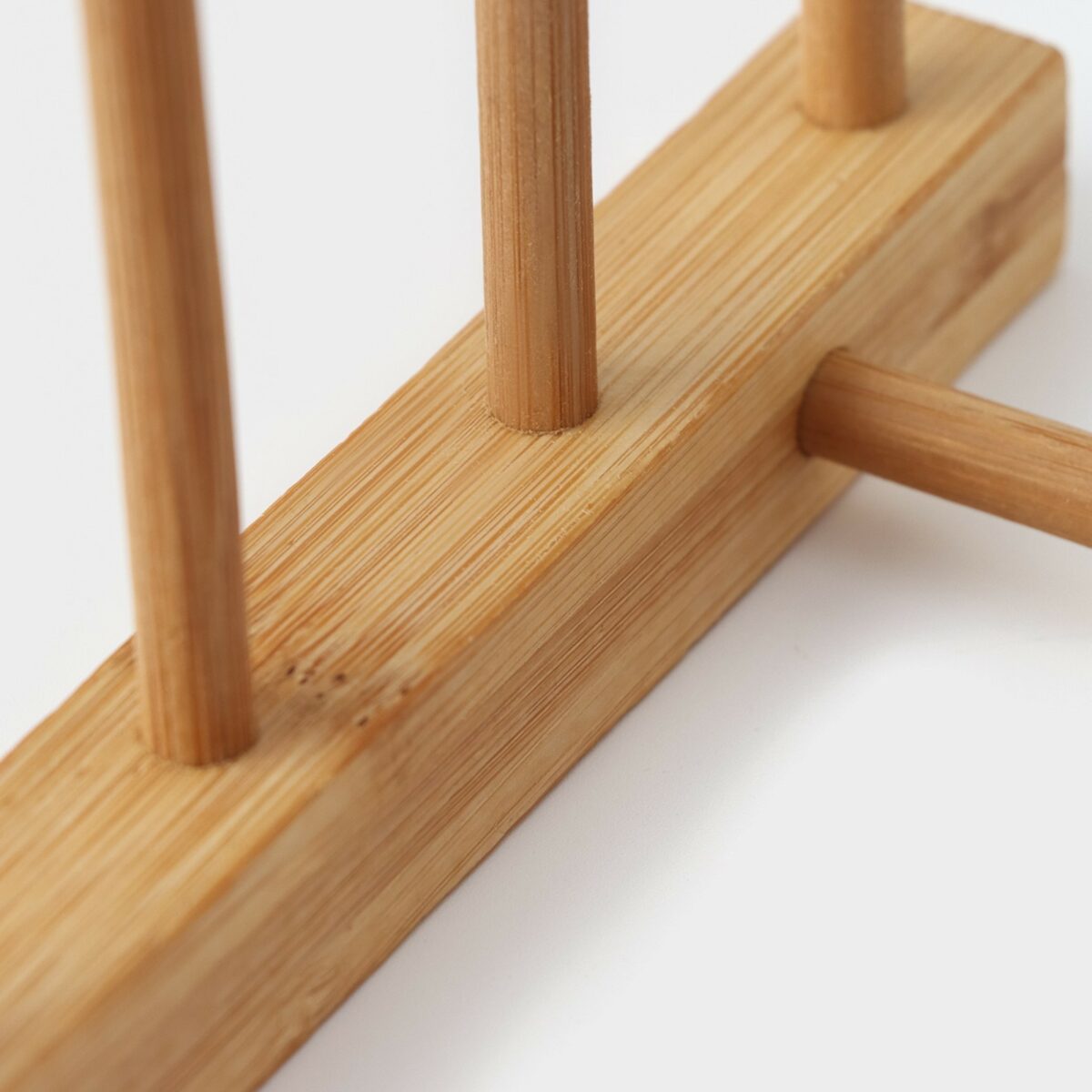 Экологичная деревянная подставка для крышек и разделочных досок на кухонный стол Деревянная подставка с шести отделениями для крышек кастрюль и разделочных досок, изготовленная из натурального материала