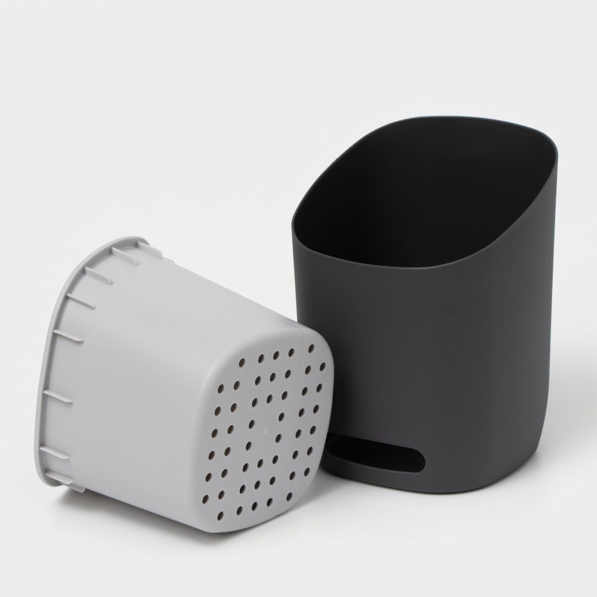 Металлическая подвесная подставка сушилка для столовых приборов с современным дизайном и удобной формой Черная металлическая подставка сушилка с большой емкостью для столовых приборов на кухню, универсальный стильный аксессуар